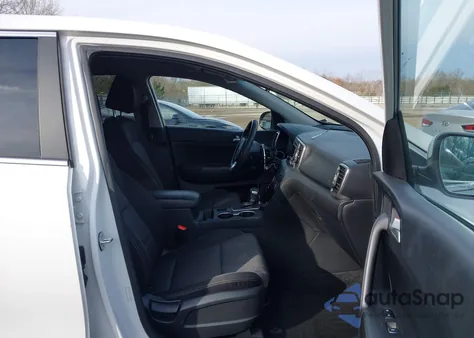 2019 Kia Sportage Lx z USA, uszkodzony, nr VIN KNDPMCAC5K7498445